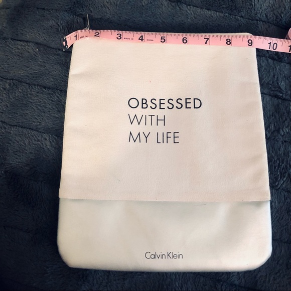 Calvin Klein IPad/Tablet padded Case - Picture 7 of 9